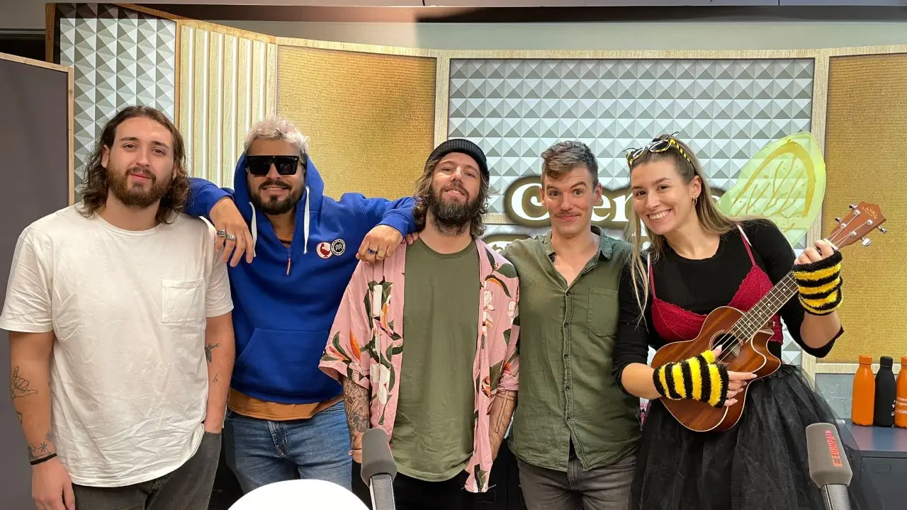 Bombai con Eva Soriano e Iggy Rubín en Cuerpos especiales Bombai con Eva Soriano e Iggy Rubín en Cuerpos especiales