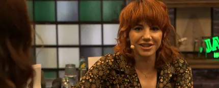 Angy Fernández, en la entrevista con Chenoa en 'Tómatelo menos en serio' Angy Fernández, en la entrevista con Chenoa en 'Tómatelo menos en serio'