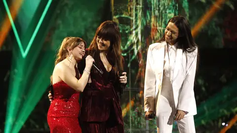 Vanesa Martín, sensacional interpretando ‘Quién lo diría’ con Sergio y Ana en ‘La Voz’ Vanesa Martín, sensacional interpretando ‘Quién lo diría’ con Sergio y Ana en ‘La Voz’