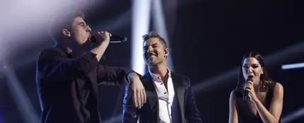 David Bisbal sorprende en la Semifinal cantando ‘Culpable’ con Santa y Ana David Bisbal sorprende en la Semifinal cantando ‘Culpable’ con Santa y Ana