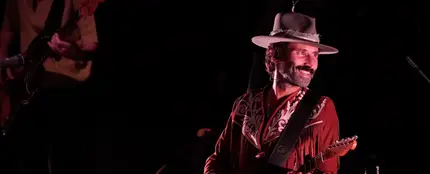 Leiva durante un concierto Leiva durante un concierto