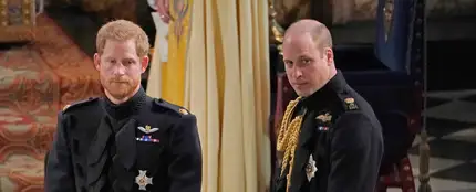 El príncipe Guillermo y el príncipe Harry el día de la boda de este último. El príncipe Guillermo y el príncipe Harry el día de la boda de este último.