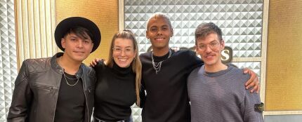 Dieggi con Eva Soriano e Iggy Rubín en 'Cuerpos especiales'
