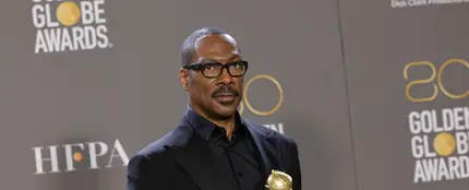 Eddie Murphy recibió un Globo de Oro por su trayectoria. Eddie Murphy recibió un Globo de Oro por su trayectoria.
