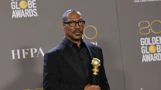 Eddie Murphy recibió un Globo de Oro por su trayectoria.