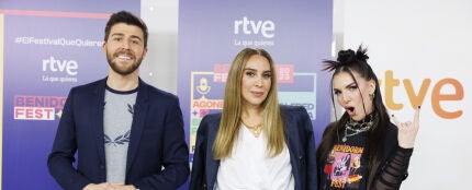 Rodrigo Vázquez, Mónica Naranjo e Inés Hernand, presentadores del Benidorm Fest 2023