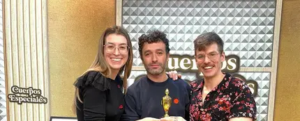 Rodrigo Sorogoyen, con Eva Soriano e Iggy Rubín en 'Cuerpos especiales'. Rodrigo Sorogoyen, con Eva Soriano e Iggy Rubín en 'Cuerpos especiales'.