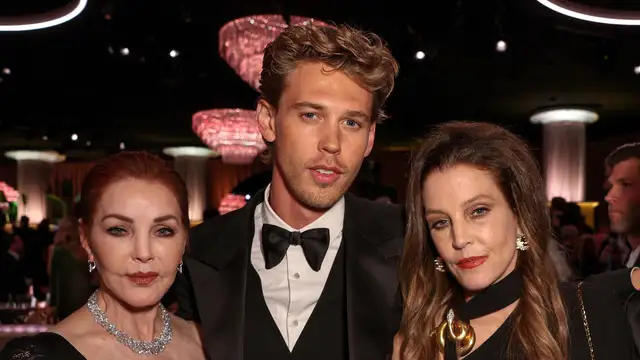 Priscilla Presley, Austin Butler y Lisa Marie Presley en los.Globos de Oro 2023.