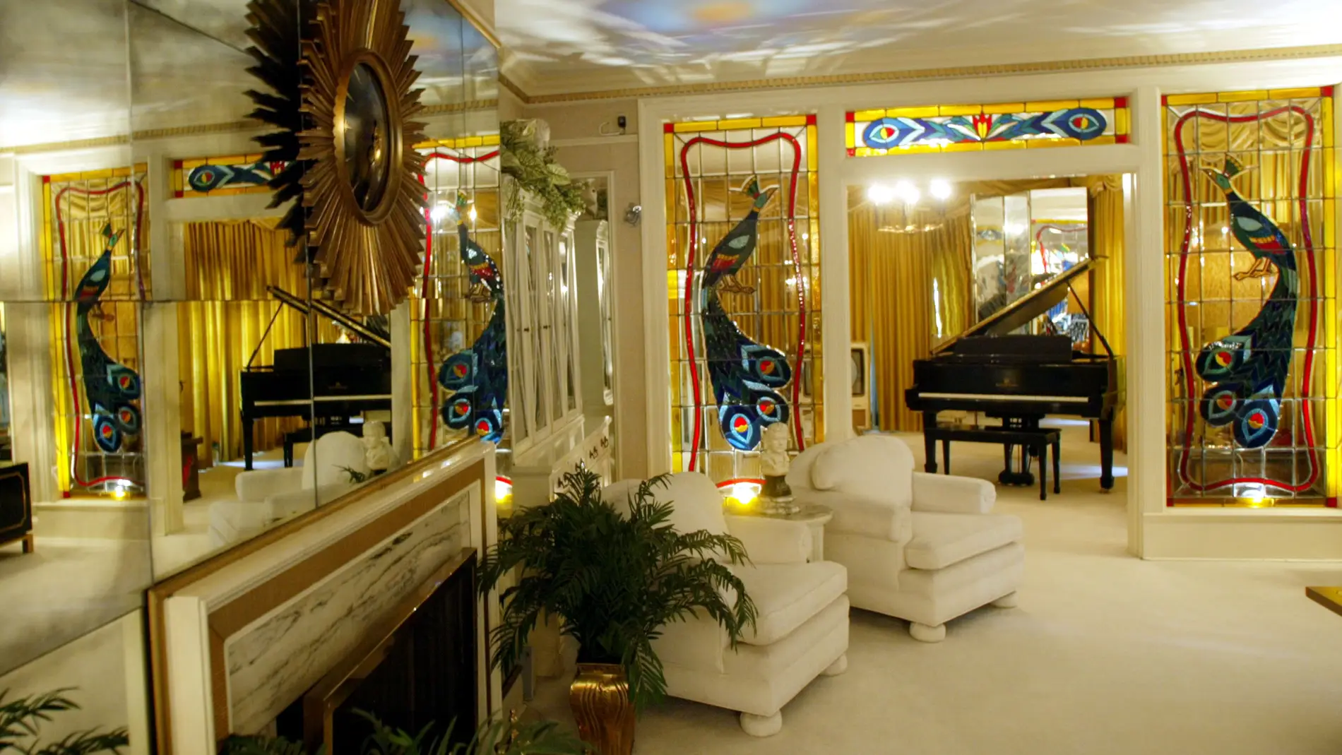 El interior de Graceland, la casa de Elvis Presley