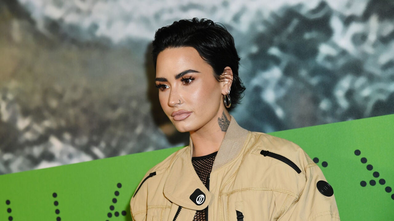 Demi Lovato posa por primera vez con su novio Jutes en los Premios