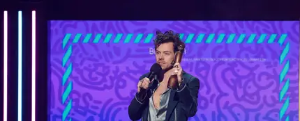Harry Styes dedica uno de sus cuatro BRIT Awards a sus compañeros de One Direction: su emotivo discurso Harry Styes dedica uno de sus cuatro BRIT Awards a sus compañeros de One Direction: su emotivo discurso