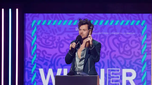 Harry Styes dedica uno de sus cuatro BRIT Awards a sus compañeros de One Direction: su emotivo discurso