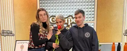 Anaju con Eva Soriano e Iggy Rubín en 'Cuerpos especiales' Anaju con Eva Soriano e Iggy Rubín en 'Cuerpos especiales'