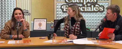 Eva Soriano: "Tienen que hacer vestidos para que los lleven cuerpos. No cuerpos para que luzcan vestidos" Eva Soriano: "Tienen que hacer vestidos para que los lleven cuerpos. No cuerpos para que luzcan vestidos"
