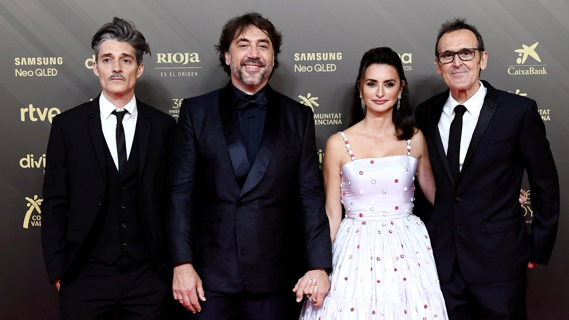 Alberto Mielgo, Javier Bardem, Penelope Cruz and Alberto Iglesias en los Oscar 2022