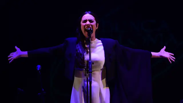 Blanca Paloma durante una actuación