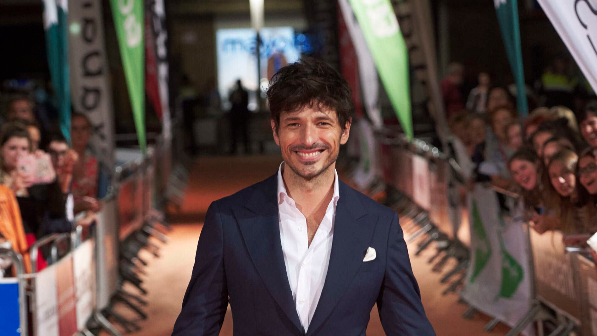 Así es Andrés Velencoso su actual pareja, sus ex más conocidas y cuándo decidió ser actor Europa FM