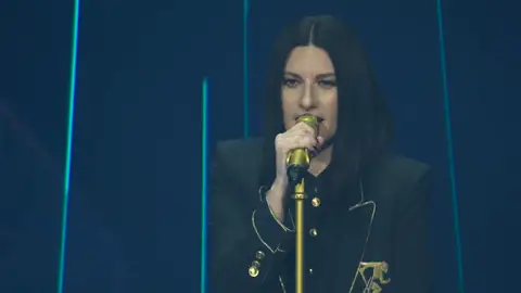 La carrera de relevos de Laura Pausini por sus 30 años en la música: tres conciertos en Nueva York, Madrid y Milán en solo 24 horas La carrera de relevos de Laura Pausini por sus 30 años en la música: tres conciertos en Nueva York, Madrid y Milán en solo 24 horas