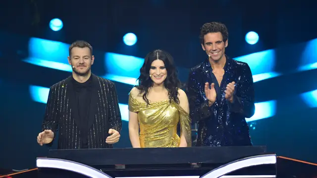 Laura Pausini presentando Eurovisón