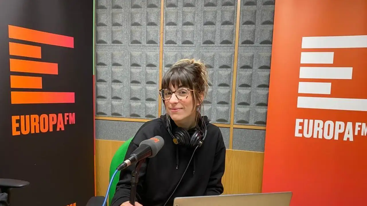 Maialen (Chica Sobresalto), en Europa FM Navarra. Maialen (Chica Sobresalto), en Europa FM Navarra.