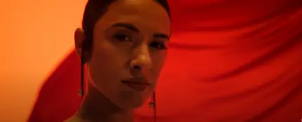 Blanca Paloma en el vídeo de EAEA Blanca Paloma en el vídeo de EAEA