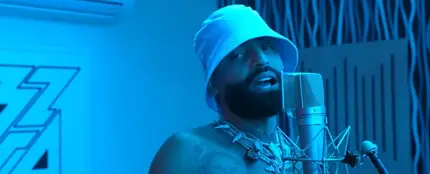 Arcángel en el video de 'BZRP Music Sessions #54', su sesión con Bizarrap Arcángel en el video de 'BZRP Music Sessions #54', su sesión con Bizarrap
