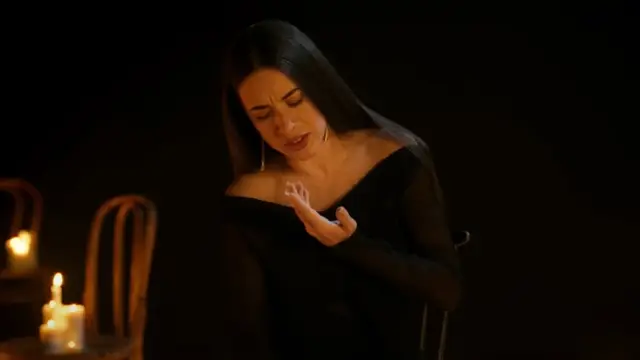 Blanca Paloma en el vídeo de EAEA