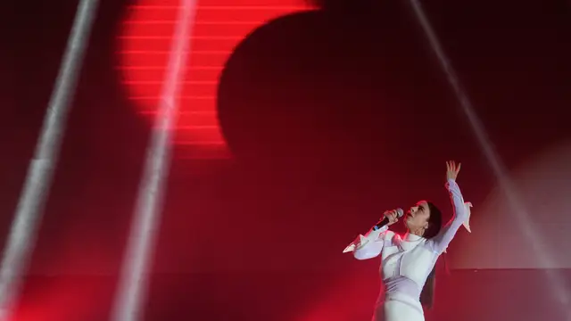 Blanca Paloma apuesta por una versión acústica de 'EAEA' en la segunda PreParty de Eurovisión en Madrid