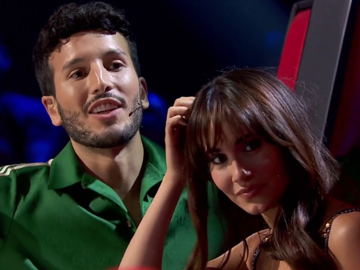 La madre de Aitana publica por error una foto de la cantante y Sebastián  Yatra | Europa FM