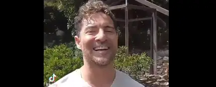 David Bisbal bromea con su saludo "cómo están los máquinas" David Bisbal bromea con su saludo "cómo están los máquinas"