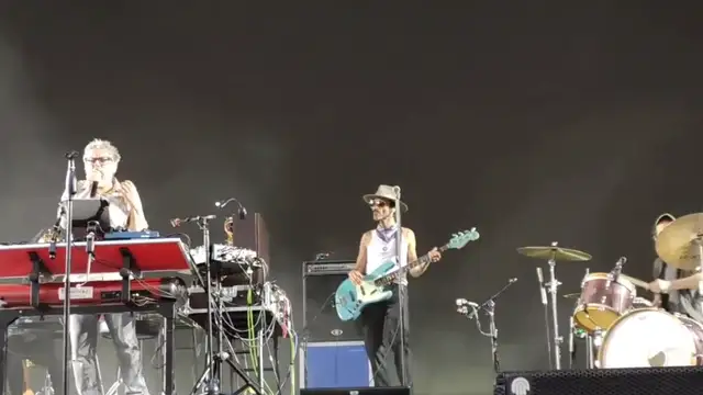 Leiva e Iván Ferreiro cantan 'El pensamiento circular'