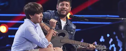 Adrián vive un momento único en ‘La Voz Kids’ al cantar junto a Pablo López ‘Te espero aquí’ Adrián vive un momento único en ‘La Voz Kids’ al cantar junto a Pablo López ‘Te espero aquí’