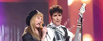 La magia de Anne Igartiburu: ‘¡Chas! Y aparezco a tu lado’ como Álex & Christina La magia de Anne Igartiburu: ‘¡Chas! Y aparezco a tu lado’ como Álex & Christina