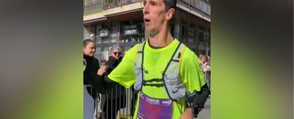Alex Roca, el primer atleta con parálisis y discapacidad en completar una maratón: su historia de superación y su pareja Mari Carme Alex Roca, el primer atleta con parálisis y discapacidad en completar una maratón: su historia de superación y su pareja Mari Carme