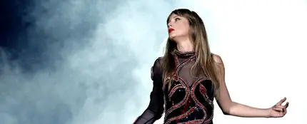 Ni el diluvio universal detiene a Taylor Swift: así ha sido su show bajo la lluvia Ni el diluvio universal detiene a Taylor Swift: así ha sido su show bajo la lluvia