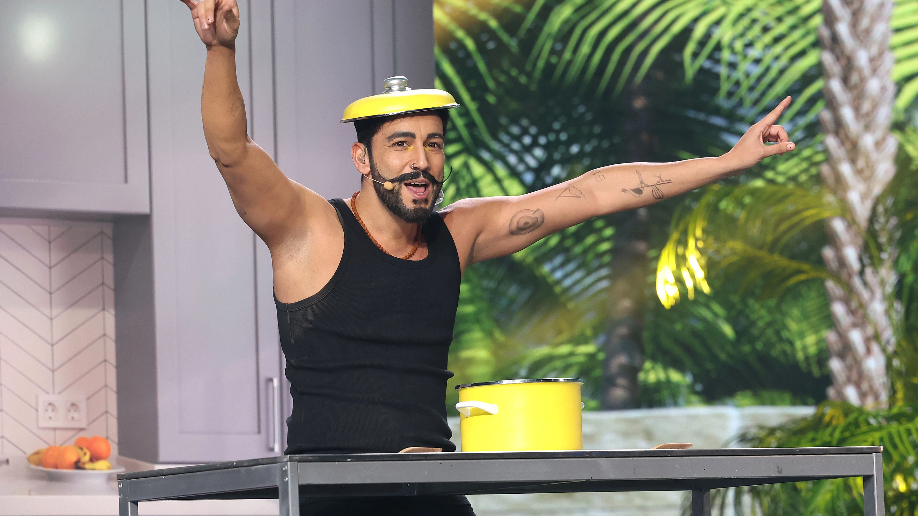 Una imitación de ‘bigotes’: Jadel se convierte en Camilo con ‘Pegao’ Una imitación de ‘bigotes’: Jadel se convierte en Camilo con ‘Pegao’