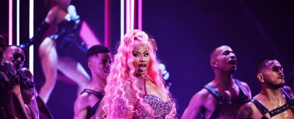 Nicki Minaj, que saca nuevo disco, actúa en los MTV VMA en 2022.