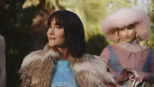 Aitana en el videoclip de 'Las Babys'