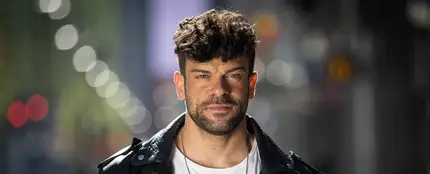 Ricky Merino, de cerca: su carrera tras Operación Triunfo, sus parejas y su corto sobre la bisexualidad. Ricky Merino, de cerca: su carrera tras Operación Triunfo, sus parejas y su corto sobre la bisexualidad.