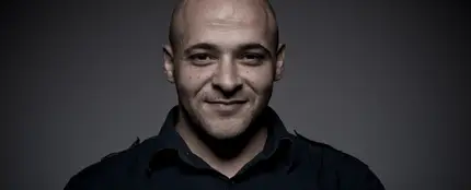 Muere Mike Batayeh, actor de Breaking Bad, a los 52 años Muere Mike Batayeh, actor de Breaking Bad, a los 52 años