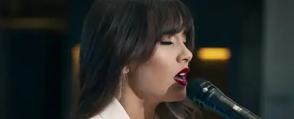 La emocionante actuación de Aitana cantando 'Mujer contra mujer' de Mecano que pone los pelos de punta La emocionante actuación de Aitana cantando 'Mujer contra mujer' de Mecano que pone los pelos de punta