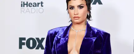 La frustración de Demi Lovato sobre ser género no binario en su día a día: "Me veo condicionada a elegir mujer porque no hay más" La frustración de Demi Lovato sobre ser género no binario en su día a día: "Me veo condicionada a elegir mujer porque no hay más"
