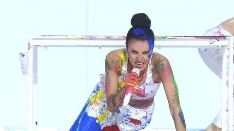 La obra de arte de Andrea Guasch como Halsey con ‘Graveyard’ La obra de arte de Andrea Guasch como Halsey con ‘Graveyard’