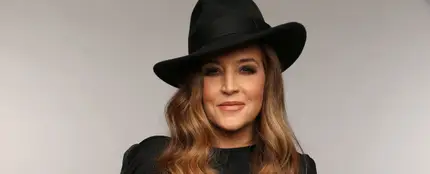 Lisa Marie Presley llevó en secreto la cirugía para perder peso que le provocó la muerte Lisa Marie Presley llevó en secreto la cirugía para perder peso que le provocó la muerte