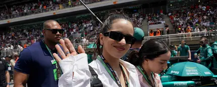 Rosalía y su hermana Pilar Rosalía y su hermana Pilar