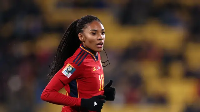 La delantera de la Selección española Salma Paralluelo.