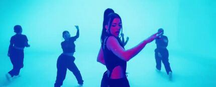 Alaina Castillo encuentra su sonido con su último disco 'malos hábitos': "Mi música dance arregla mis dramas" Alaina Castillo encuentra su sonido con su último disco 'malos hábitos': "Mi música dance arregla mis dramas"