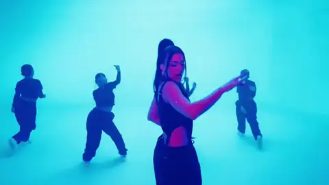 Alaina Castillo encuentra su sonido con su último disco 'malos hábitos': "Mi música dance arregla mis dramas" Alaina Castillo encuentra su sonido con su último disco 'malos hábitos': "Mi música dance arregla mis dramas"