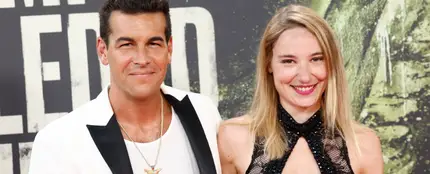 Mario Casas y Déborah François, coguionistas de 'Mi soledad tiene alas'. Mario Casas y Déborah François, coguionistas de 'Mi soledad tiene alas'.