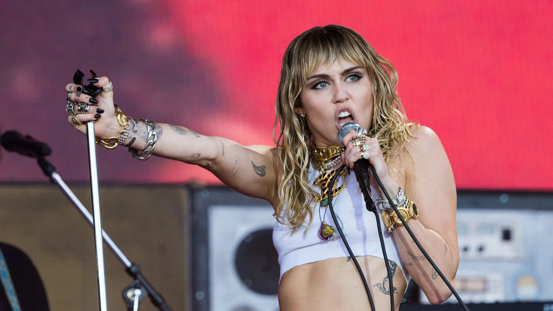 Miley Cyrus en Glastonbury (Reino Unido) el 30 de junio de 2019 